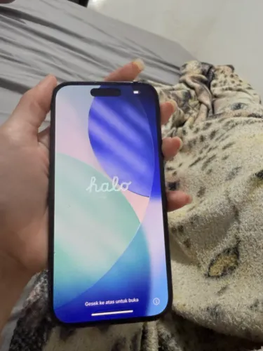 iPhone 15