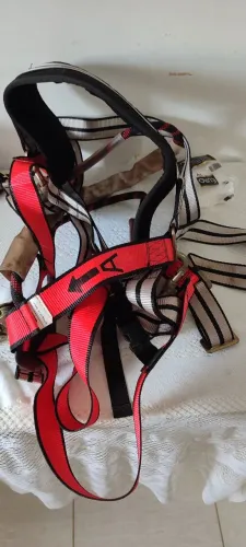 Máquinas de pintura e solda