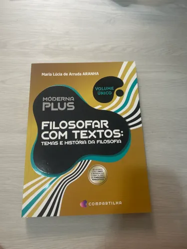 Livro moderna plus- Filosofar com textos