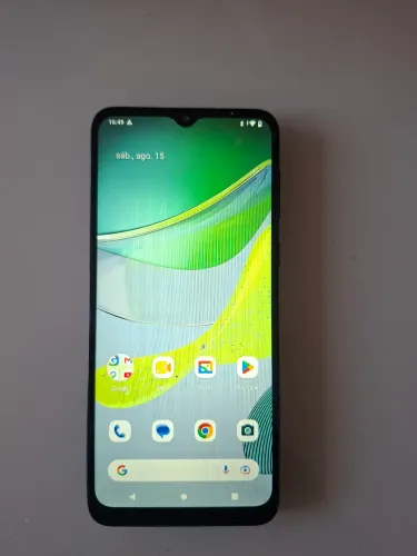 Moto e13