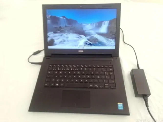 Notebook Dell Inspiron 14 Série 3000 I3 4g/ SSD 500 / Seminovo
