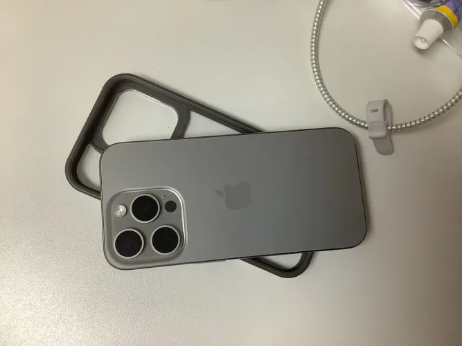 iPhone 15 pro 256gb