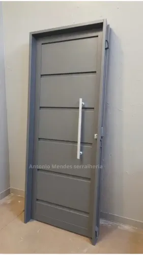 Porta chapa 18 e portão social 
