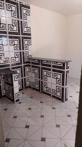 Aluga-se apartamento