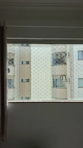 Manutenção de janelas e portas de vidro 
