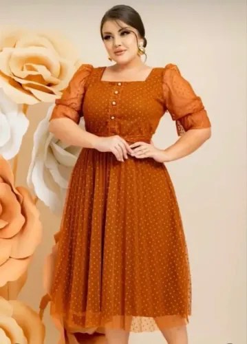 Vestido luxo em tule, ideia para casamentos e aniversário