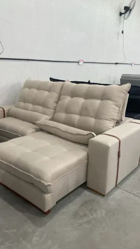 Estofados e mesas