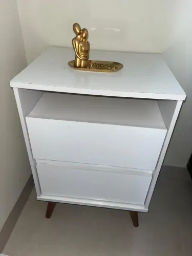 MESA DE CABECEIRA