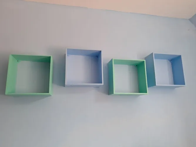 4 Nichos de madeira