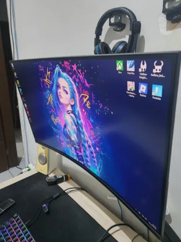 Monitor Gamer Mancer 32Pol FHD de 165Hz novo com caixa e nota