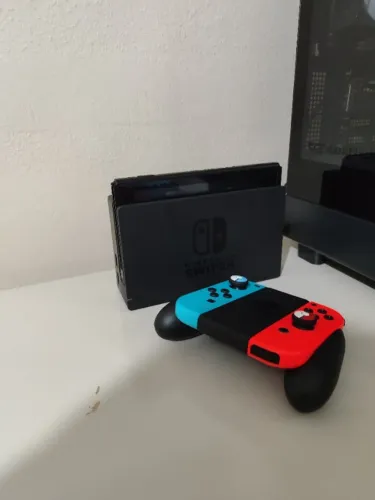 Nintendo switch em excelente estado 