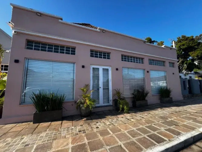 Loja / Ponto Comercial em pólo gastronômico no Bairro Hamburgo Velho