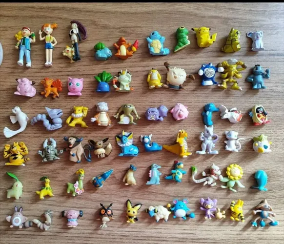Miniatura Pokémon guaraná antártica caçulinha