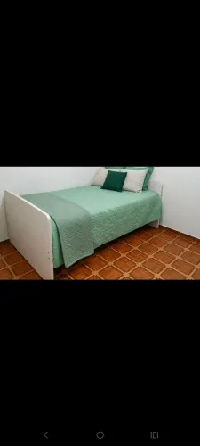 Cama solteiro de marcenaria - excelente estado