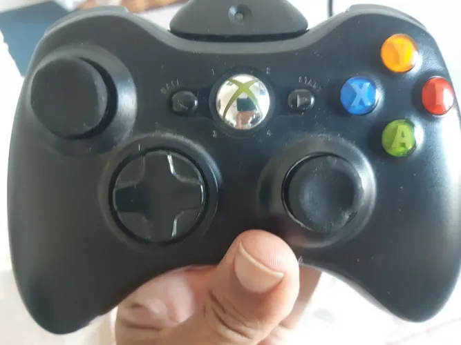 Vendo ou troco controle de x box 360 original com cabo AC cartão 