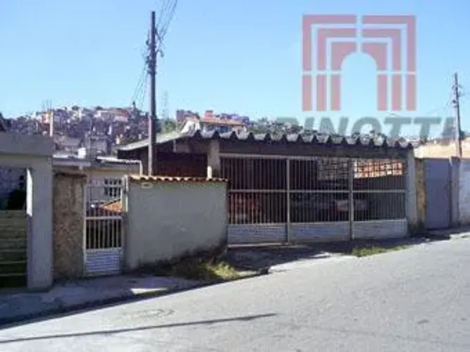 Casa para Renda, 238m² de construção, 7 casas em dois pisos, Ferrazópolis, S.B.Campo