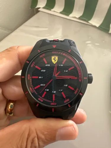 Relógio Ferrari scudeira