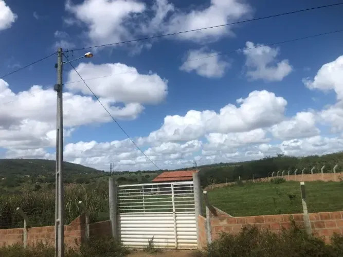 Terreno Murado em Serrinha/BA | 2.175m2 | Água e Energia | Ideal para Sítio/Lazer