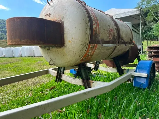 Fiquei Maluco Pit Smoker  Churrasqueira Defumador Carretinha