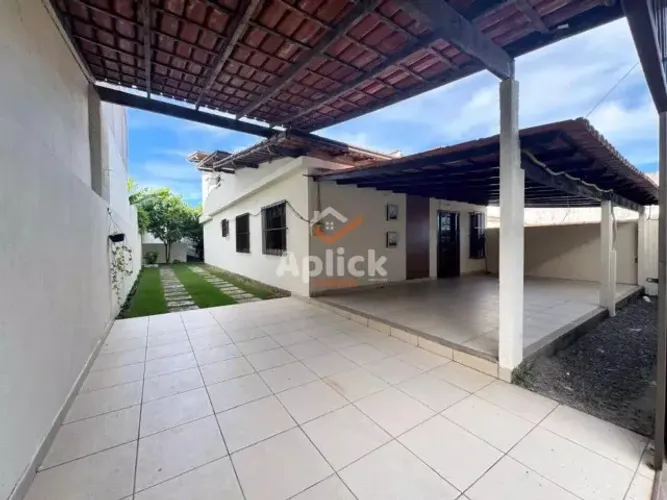 Casa à Venda em Alterosas | Linear + Kitnet Independente | 321 m² | 3 Vagas