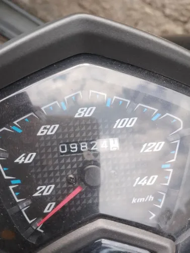 Moto Yamaha neo 2024