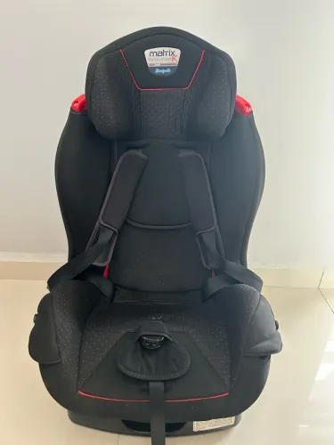 Cadeira de carro para bebê/criança .