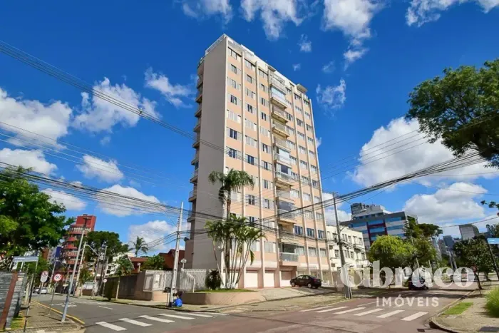 Cobertura no Alto Da XV, de 487,33m², com 3 quartos - Ed. Majorca