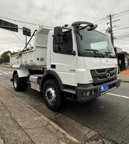 Mb Atego 1719 2024 caçamba basculante baixo km