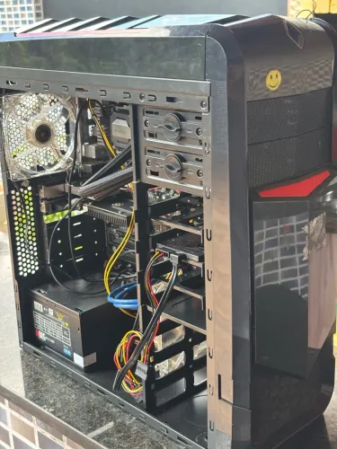 PC Completo AMD FX-6300 | SSD 240GB | Watercooler Corsair | 8GB RAM