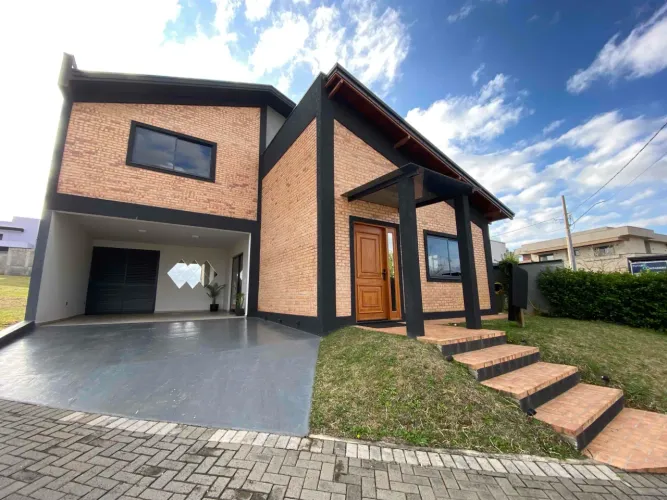 Casa Alto Padrão para Locação em Condomínio Fechado