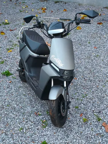 Scooter elétrica 1000w potente