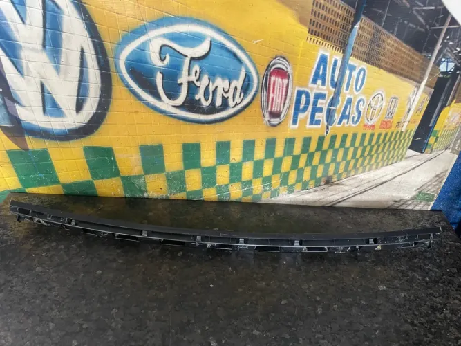 Guia central pára-choque traseiro vw fox 2017 5z6807863c