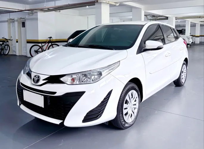 Toyota Yaris Live 1.3 Flex 16V 5P AUT 2022