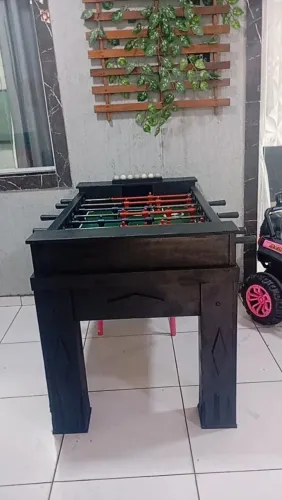 Vendo um totó preto 