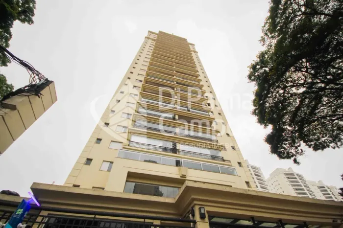 Apartamento de 112m² com 3 suítes para locação e venda no bairro Ipiranga