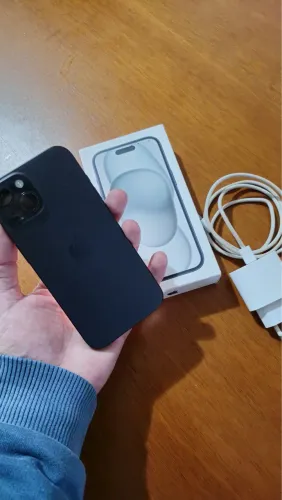iPhone 15 256GB Preto - Excelente Estado!