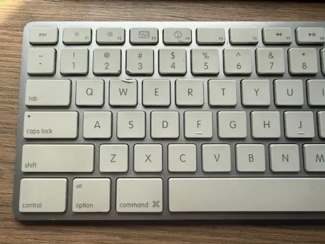 Teclado Apple A1243