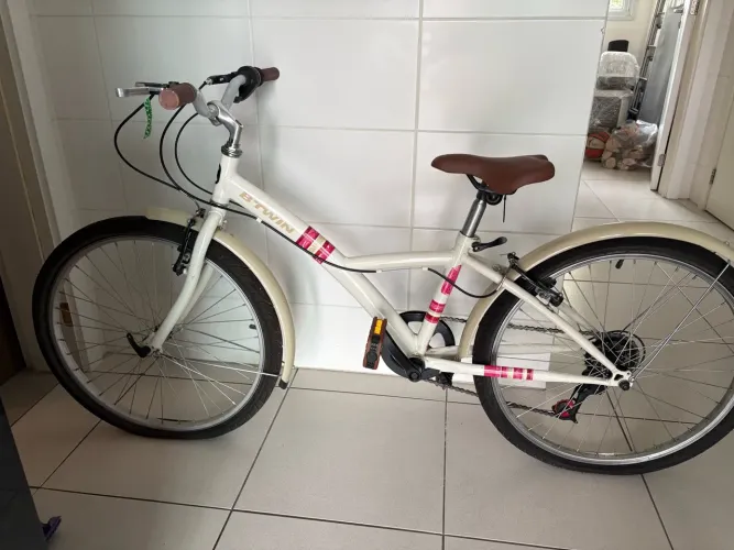 Bicicleta aro 24 Btwin (Decathlon)