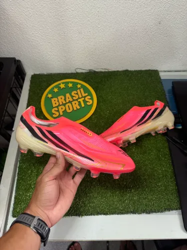 Chuteira adidas f50 lançamento 40