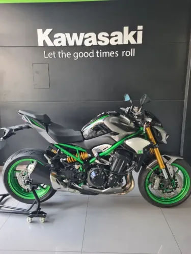 Z900 R EDITION 2026