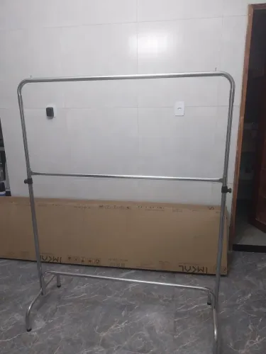 Arara roupa