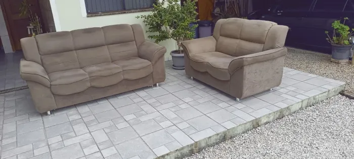 Vendo sofá de 3x2 lugares