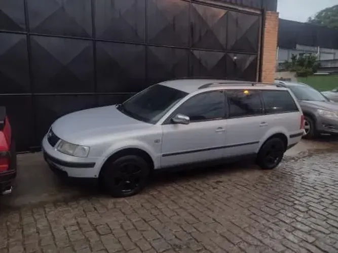 Volkswagen Passat Variant 1.8 Mec. 1999