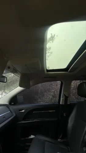 Dodge Journey pra retirada de peças.