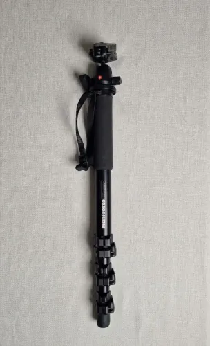 Monopé Manfrotto 680B + Cabeça Ball Head 494RC2 - Profissional