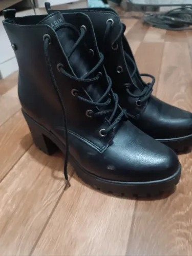 Bota Cano Curto Salto Grosso
