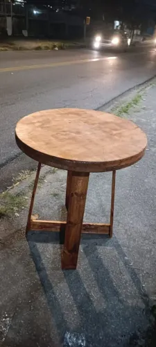 Mesa de carretel de palete com tampo redondo