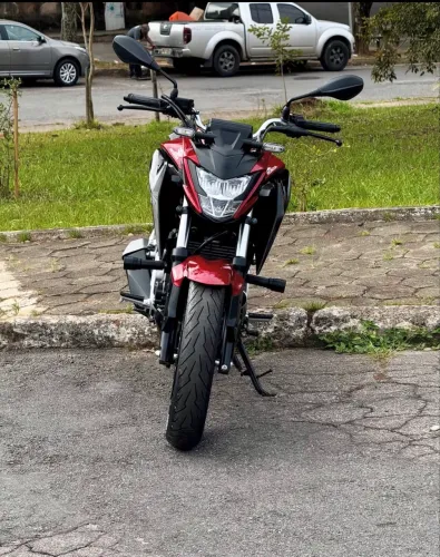 Honda cb 300f