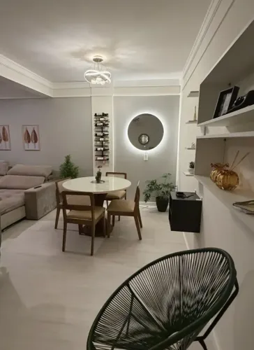 Apartamento para aluguel tem 94 metros quadrados com 3 quartos
