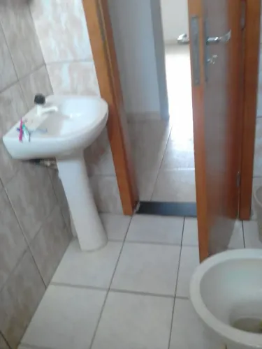 Vende lote com 4 casas no jardim todos santos ,senador canedo